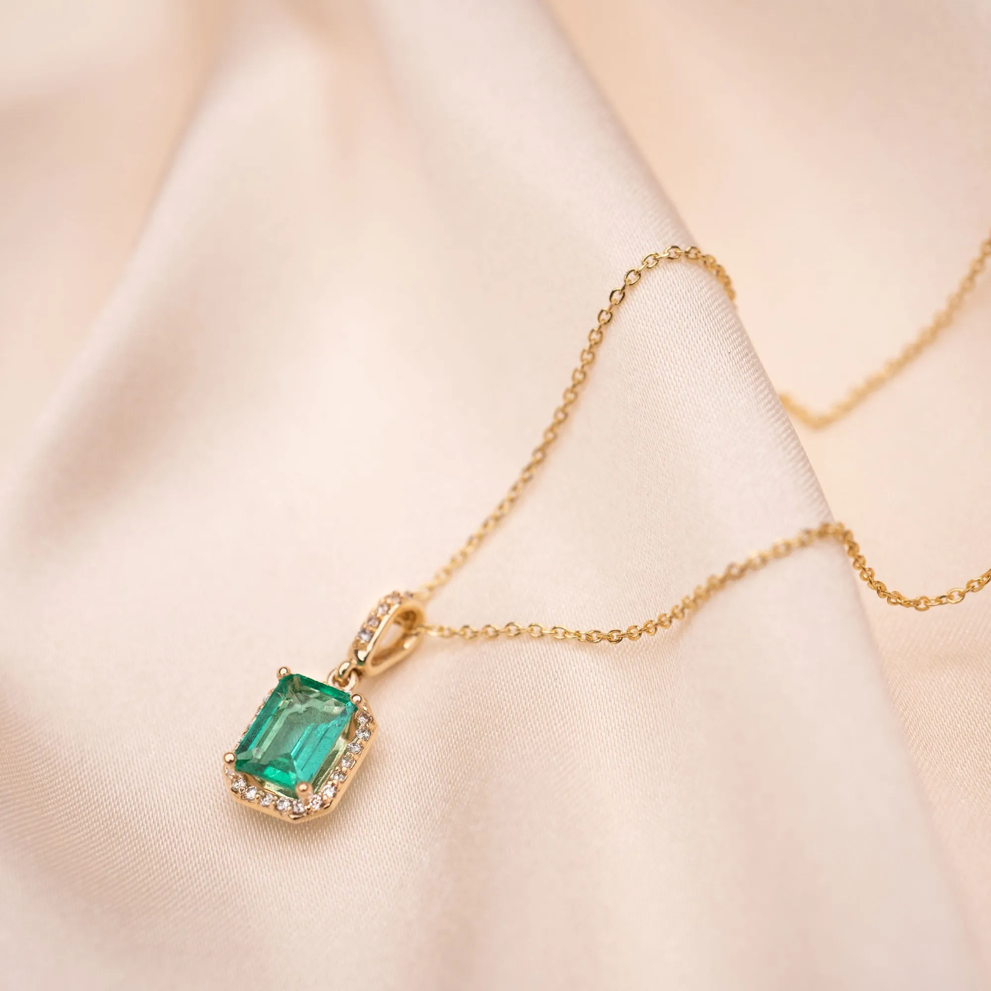 14k Emerald Diamond Necklace