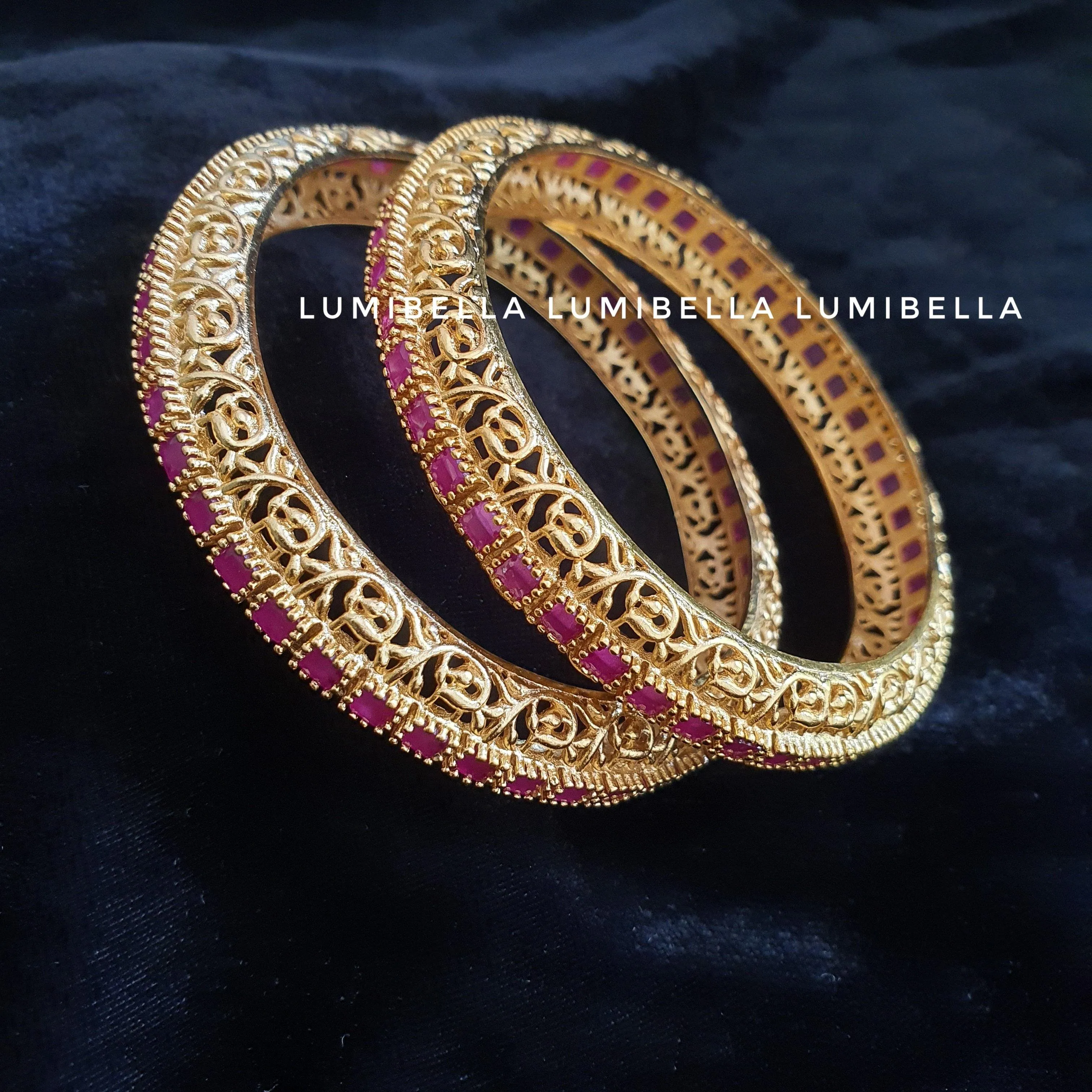 Antique Style Bangles With Ruby Stones  2*6