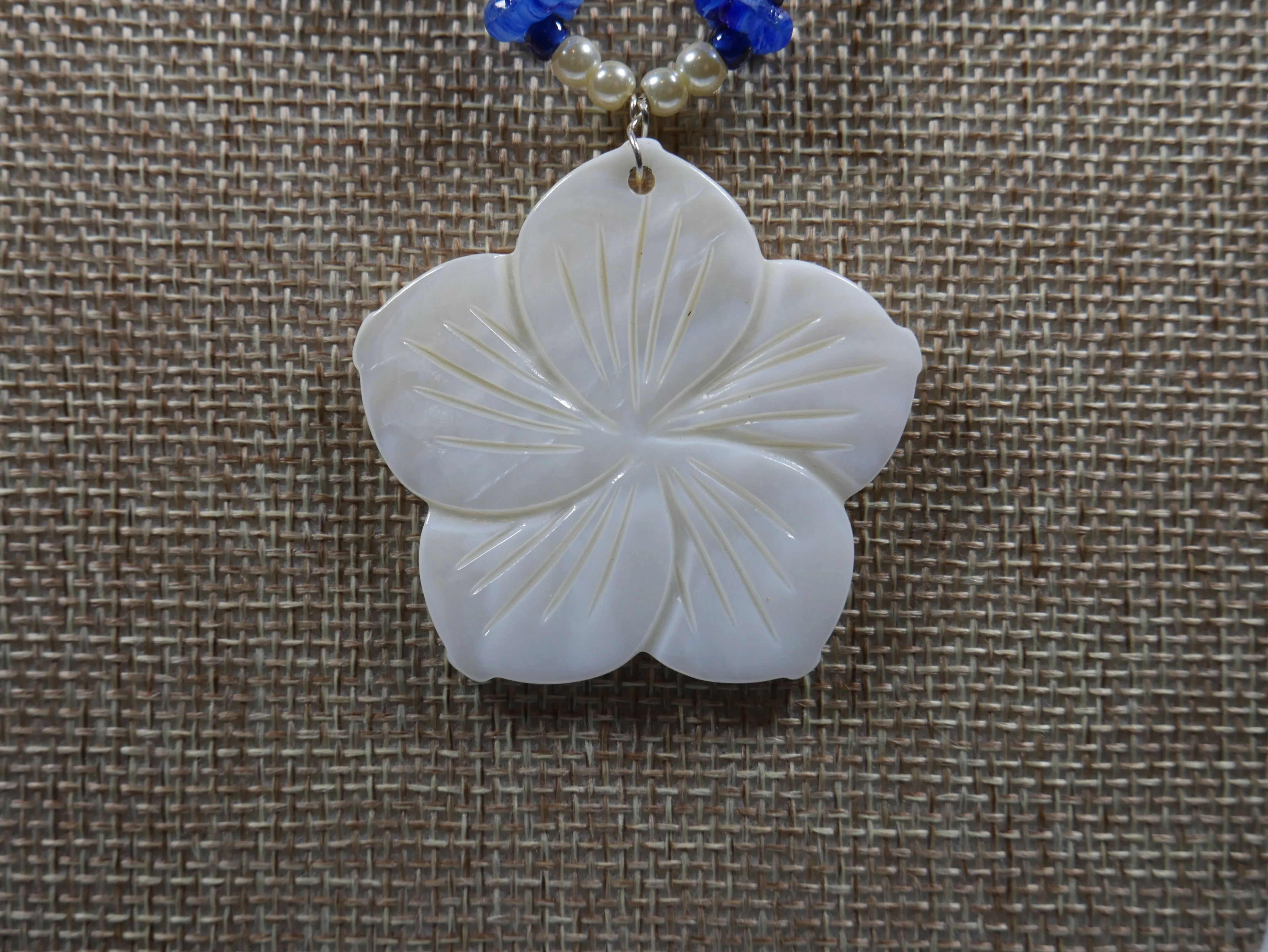 Blue and White Glass Beaded Necklace with Shell Flower Pendant