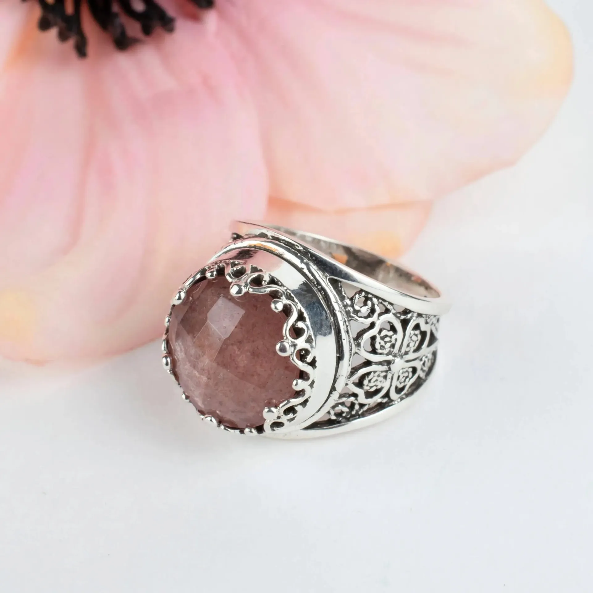 Cherry Quartz Crown Ring - Silver Filigree Statement for Love, Valentine's Jewelry, Wedding Accessory, Handcrafted Design