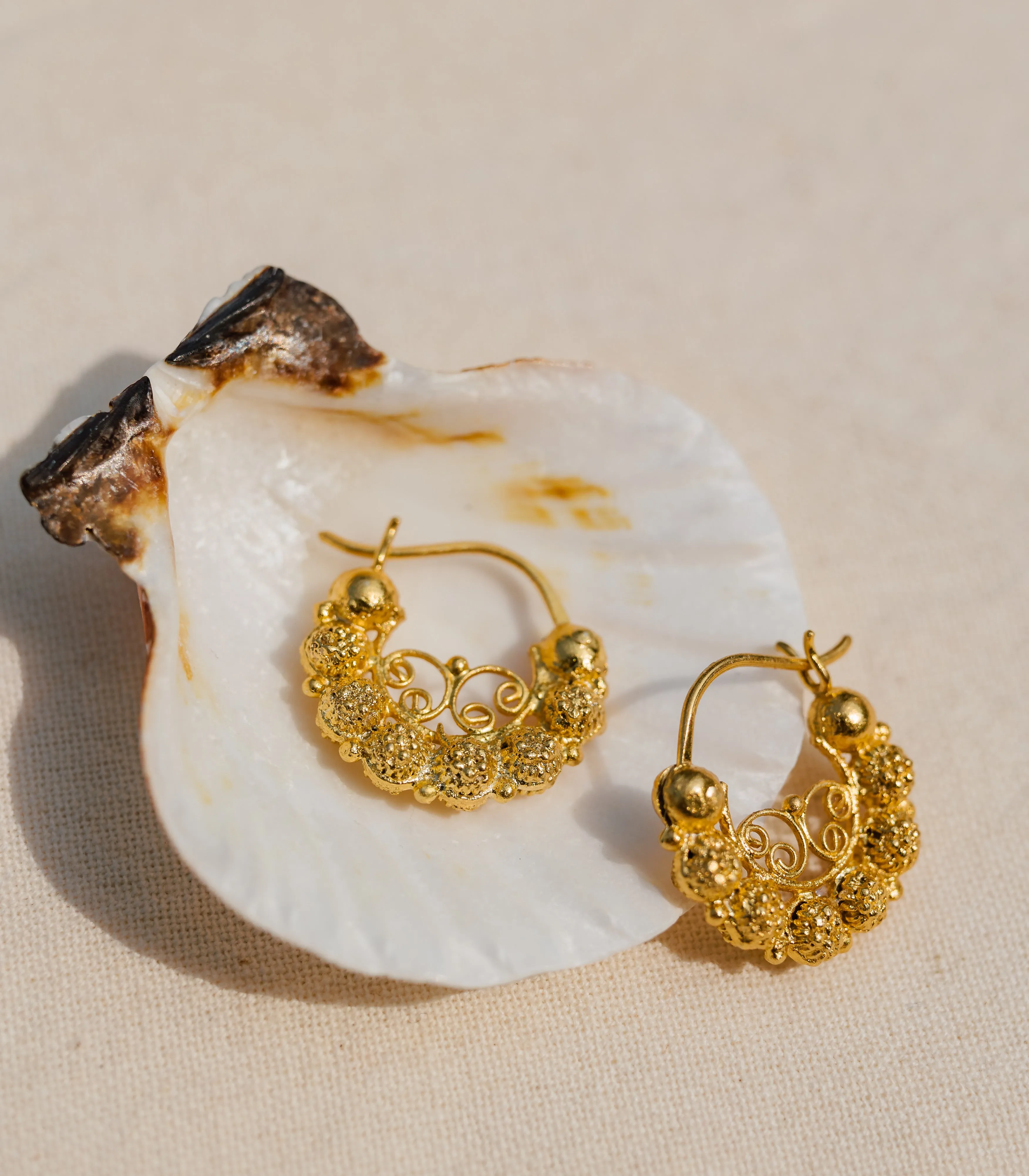 Claudia Creolla Earrings