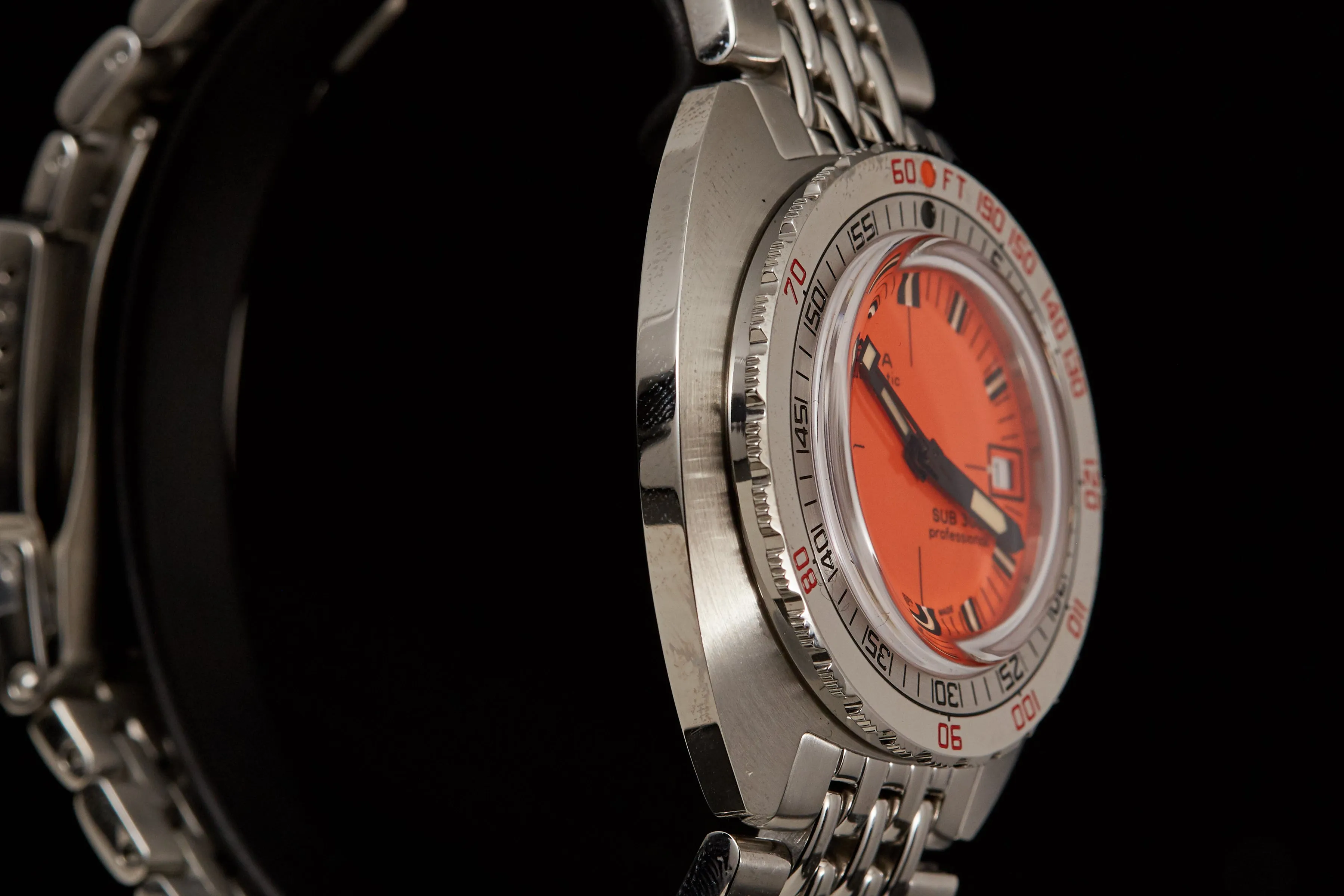 DOXA Sub 300 Professional 50th Anniversary Edition