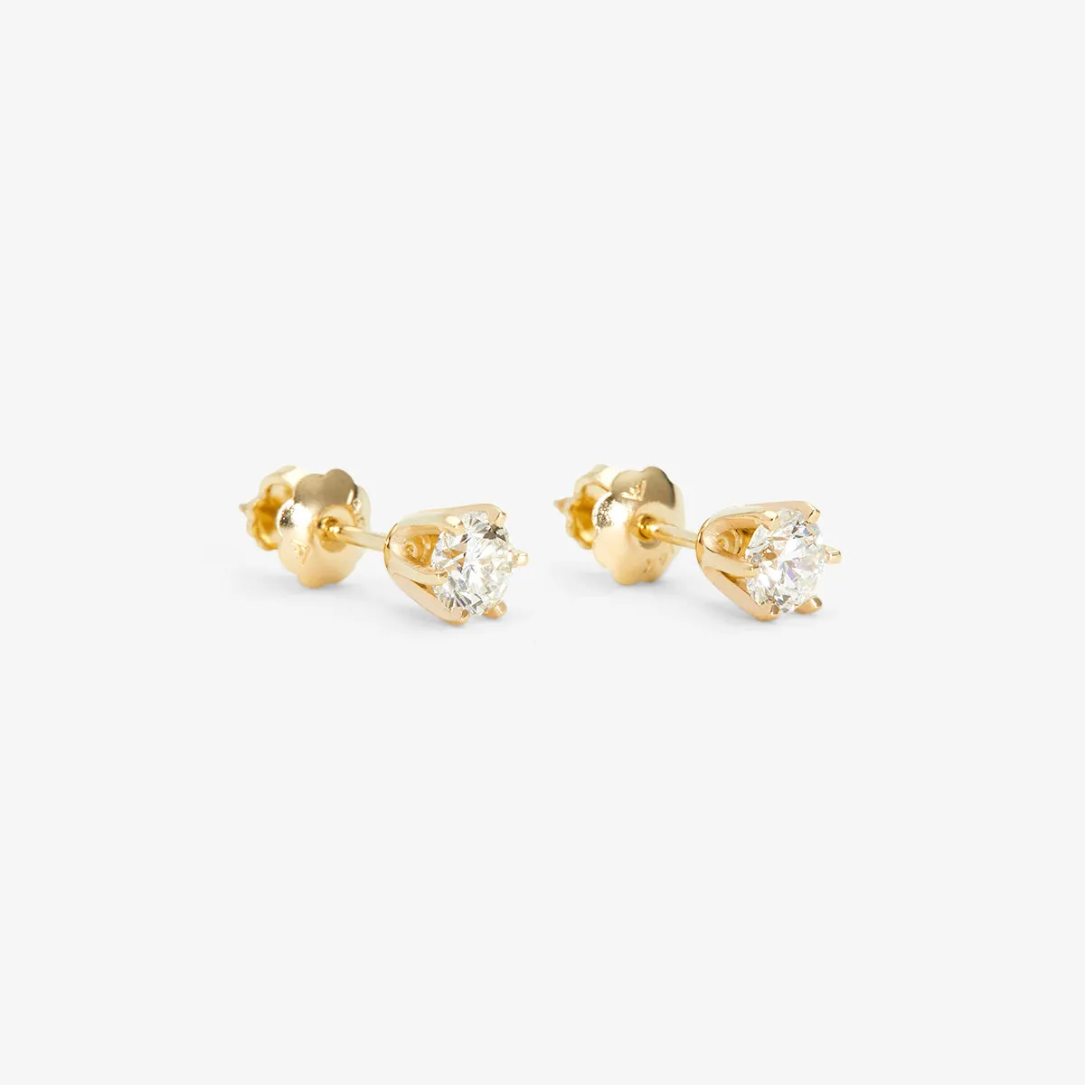 E1904W | 4mm White Diamond Studs