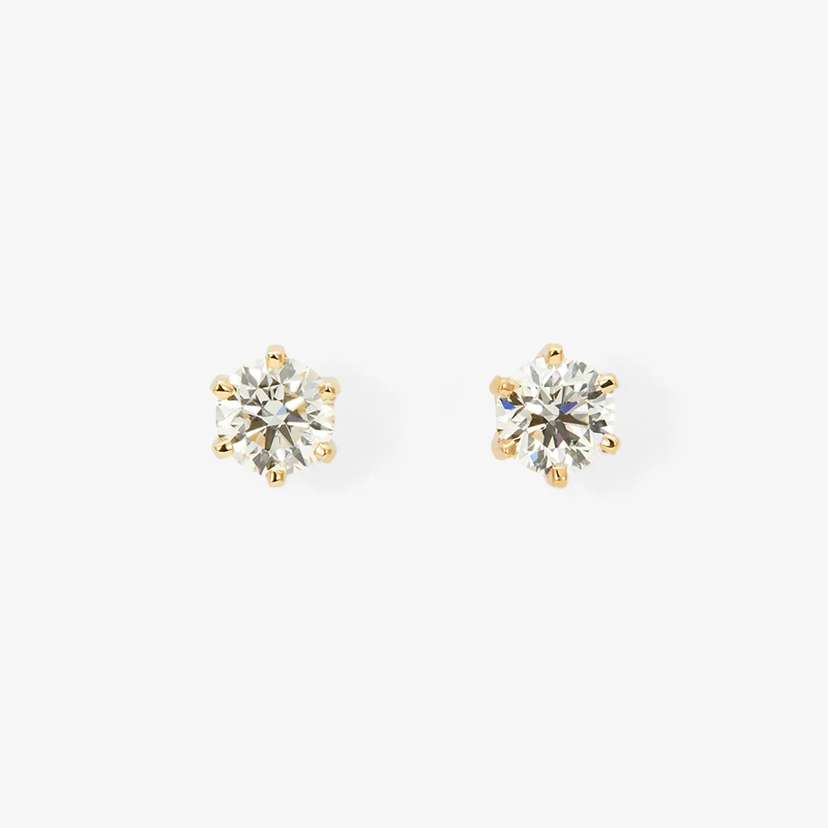 E1904W | 4mm White Diamond Studs