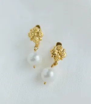 Estela Pearl Drop Earrings with 4 Rositas