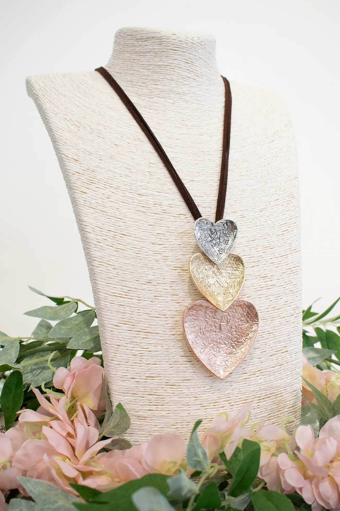 Luxury 3 heart pendant necklace in Rose