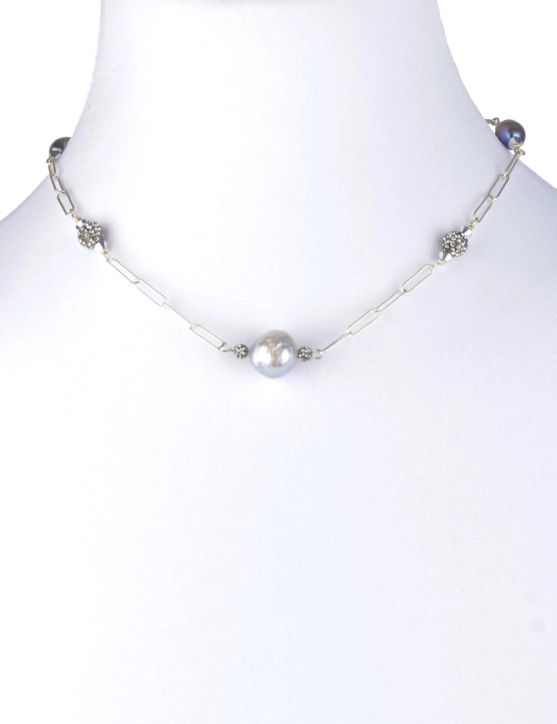 Marguerite Choker