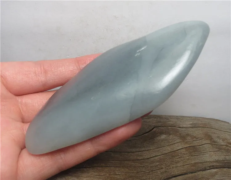 Natural Hetian Jade Rough Nephrite Raw (133g, 100X47X21mm)