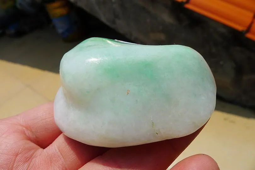 Natural Jade Rough Jadeite Raw (109g,5.9X3.9X2.6cm)