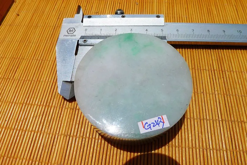 Natural Jade Rough Jadeite Raw (161g,5.4X5.4X2.05cm)