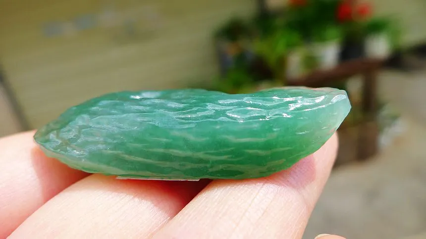 Natural Jade Rough Jadeite Raw (18g,4.6X1.9X1.2cm)