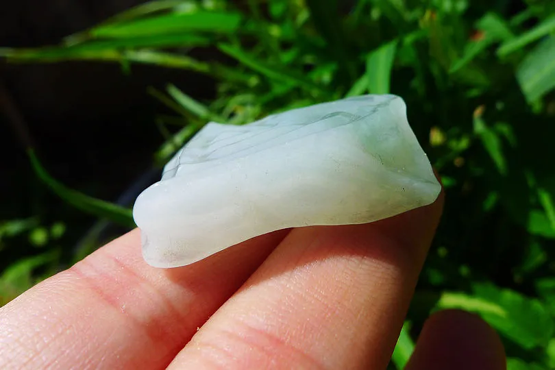 Natural Jade Rough Jadeite Raw (19g,3.3X2.9X1cm)