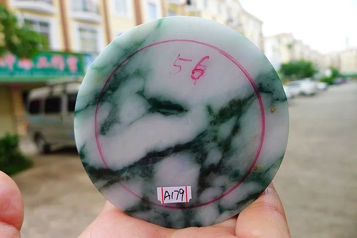 Natural Jade Rough Jadeite Raw (237g,7.4X1.6cm)