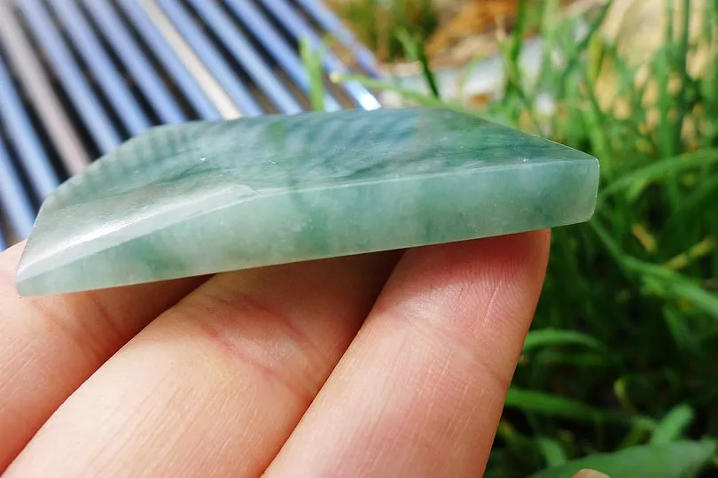 Natural Jade Rough Jadeite Raw (29g,5.2X3.8X0.5cm)