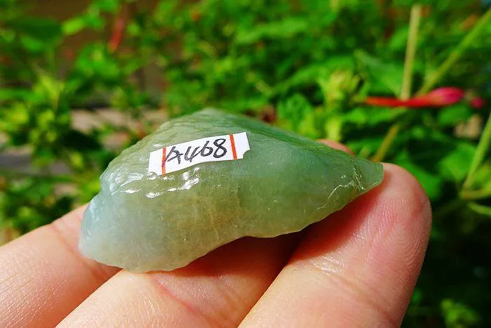 Natural Jade Rough Jadeite Raw (30g,4.4X4.2X1.25cm)