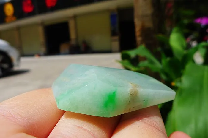 Natural Jade Rough Jadeite Raw (48g,5.2X4.3X1.15cm)