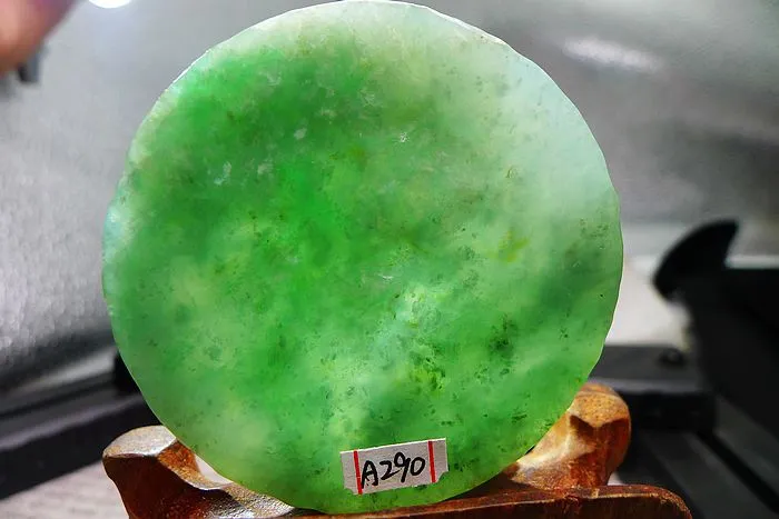 Natural Jade Rough Jadeite Raw (60g,5.55X0.7cm)