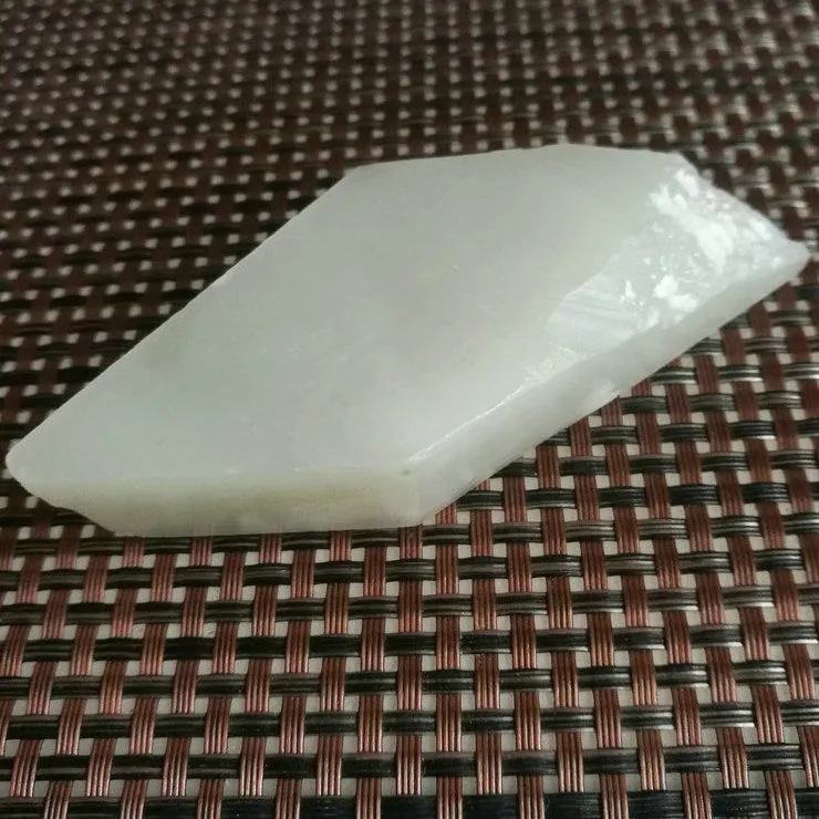 Natural Kunlun Jade Rough Nephrite Raw (113g,9.5X4X1.8cm)