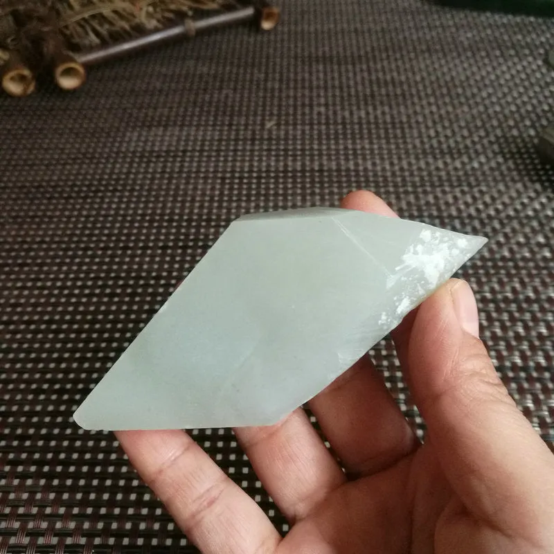 Natural Kunlun Jade Rough Nephrite Raw (113g,9.5X4X1.8cm)