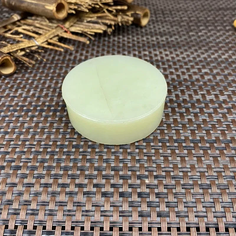 Natural Kunlun Jade Rough Nephrite Raw (123g,5.5X1.7cm)