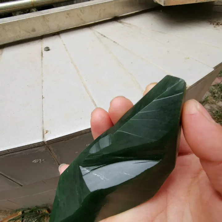 Natural Kunlun Jade Rough Nephrite Raw (159g, 12.5X4X1.5cm)