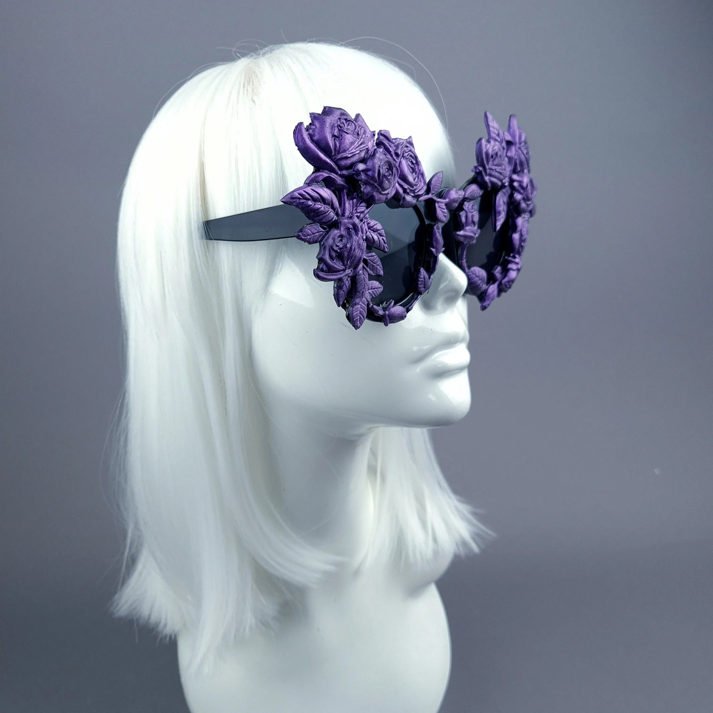 "Amour Sombre" Purple Roses Sunglasses