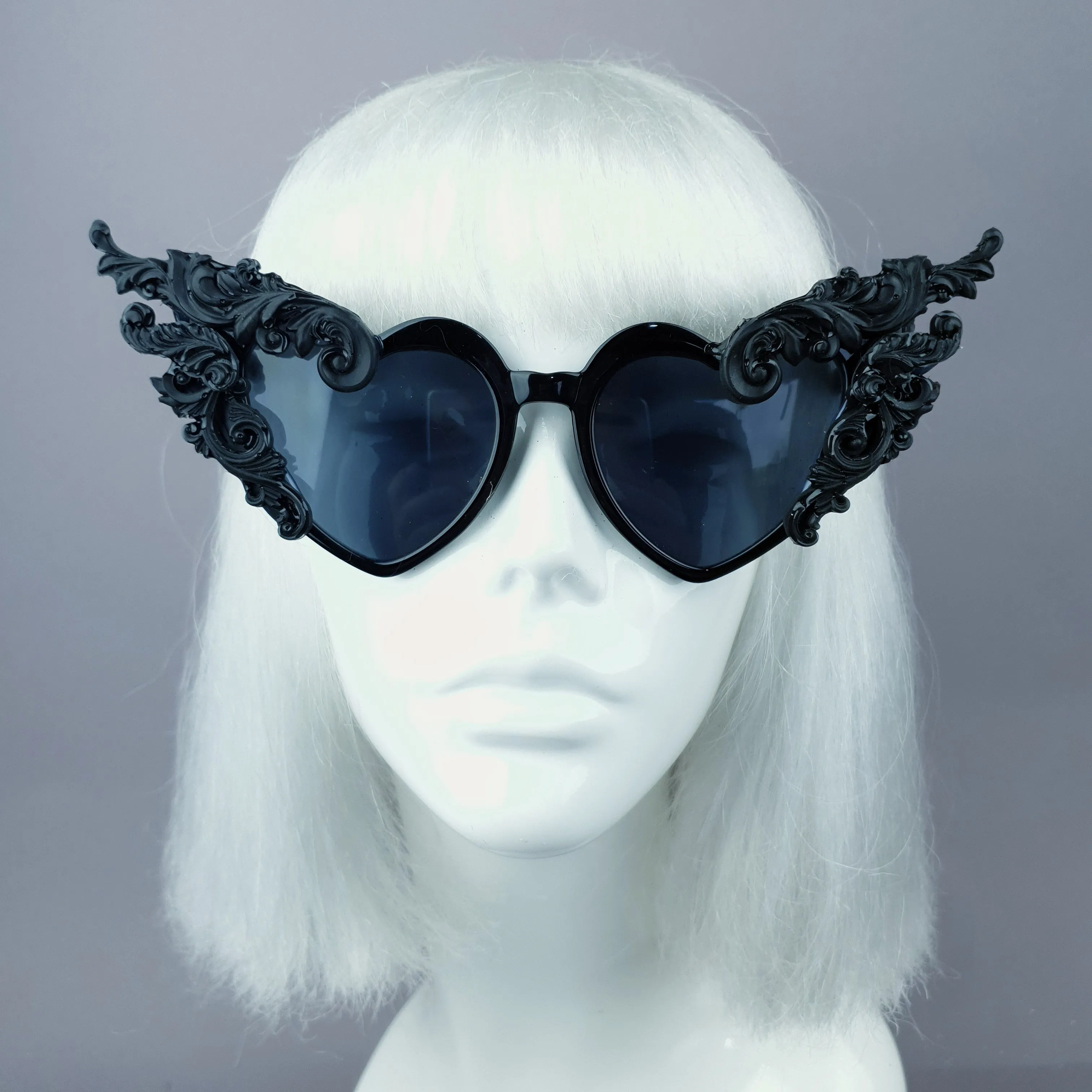 "Ozizira" Black Filigree Heart Shaped Sunglasses