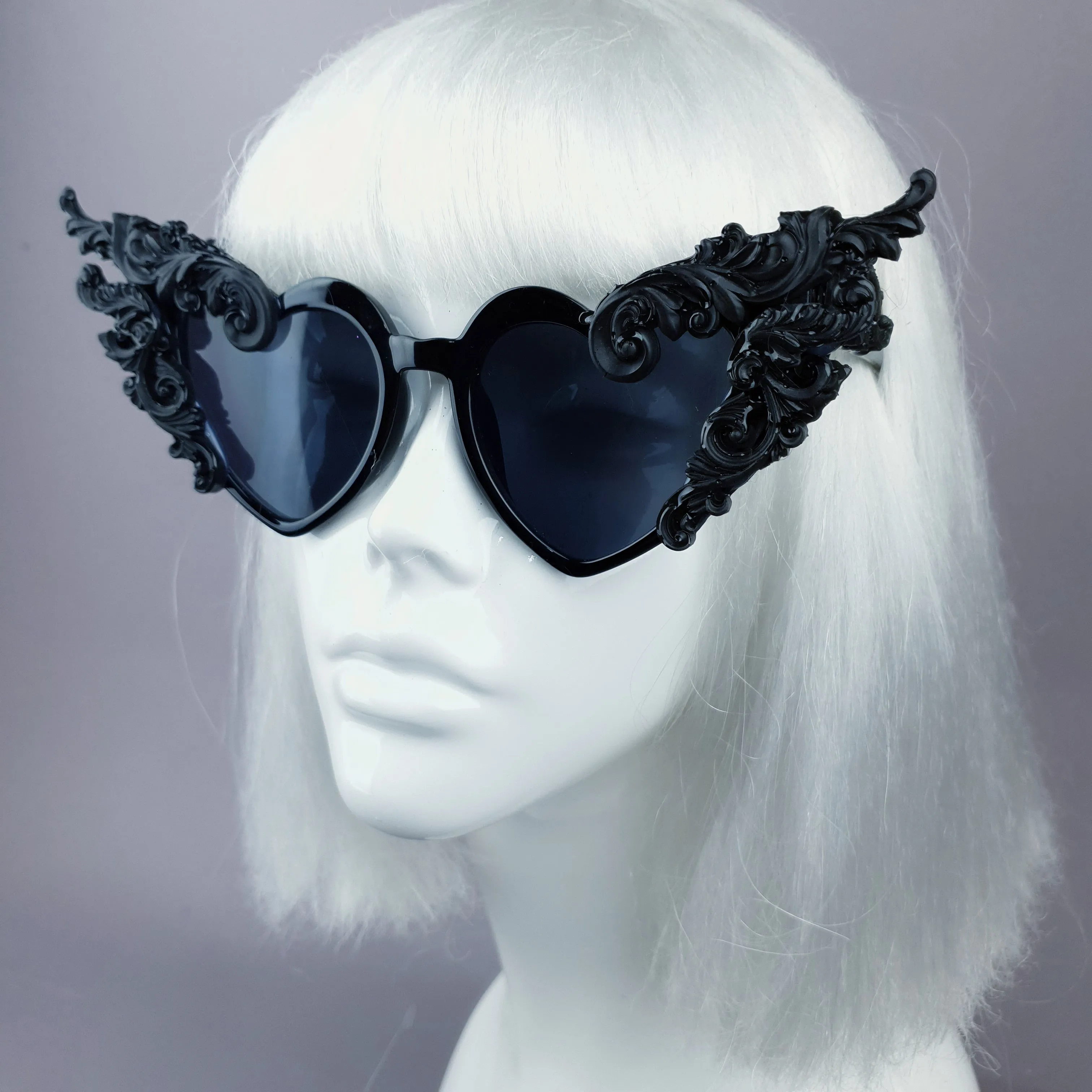 "Ozizira" Black Filigree Heart Shaped Sunglasses