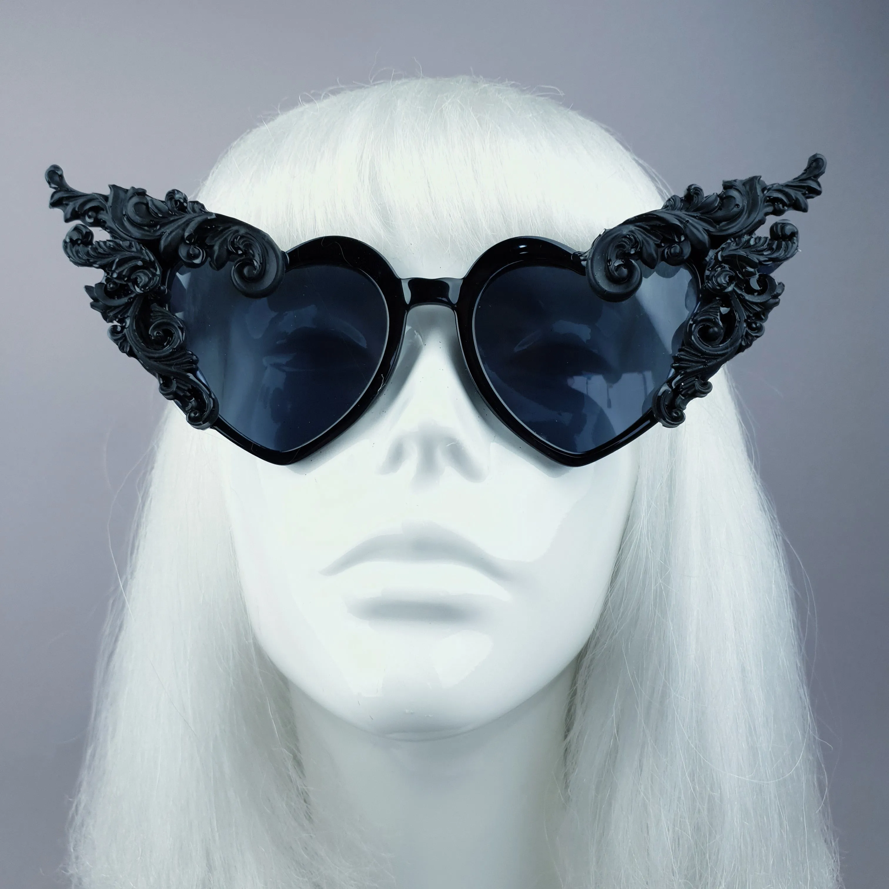 "Ozizira" Black Filigree Heart Shaped Sunglasses