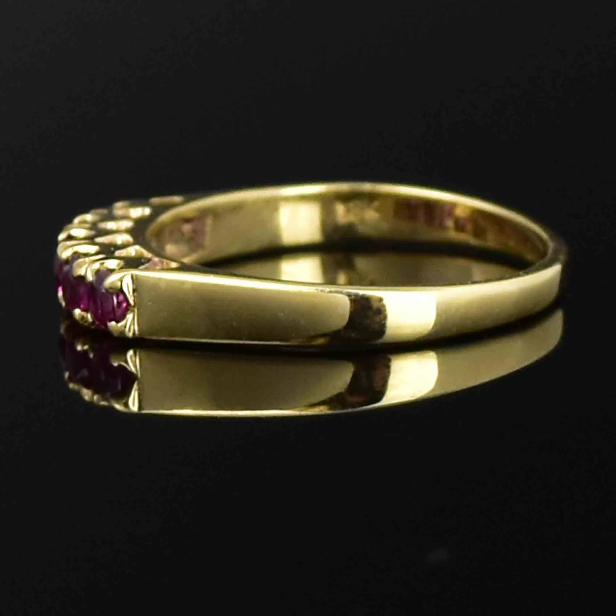 Vintage 18K Gold Ruby Five Stone Stacking Ring